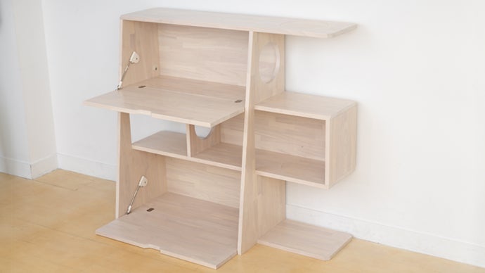 猫との暮らしを当たり前に。キャットタワー、シェルフになる猫にも