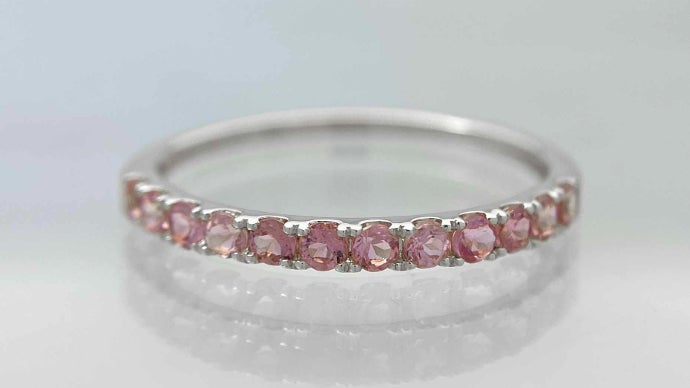 オトナ女子のコーデをワンランクアップ！！天然カラーストーンハーフ  