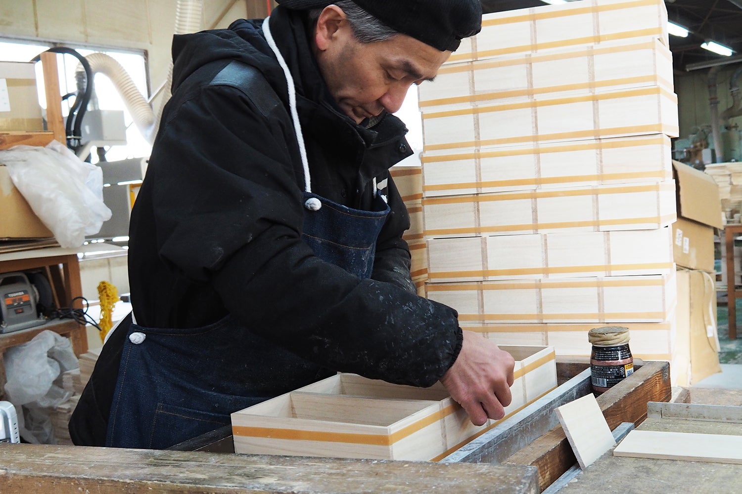 ビームス 広島×桐箱屋さんのコラボ】守りながら、魅せる桐のシューズ