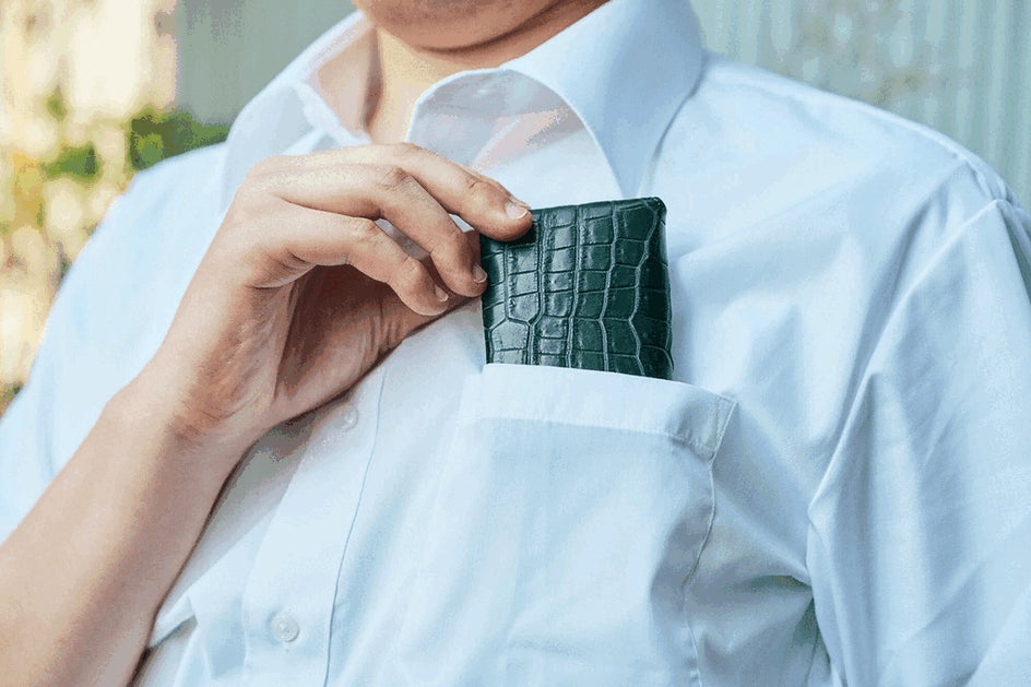 Makuake｜クロコダイルを贅沢に使用！コンパクトでスタイリッシュな2