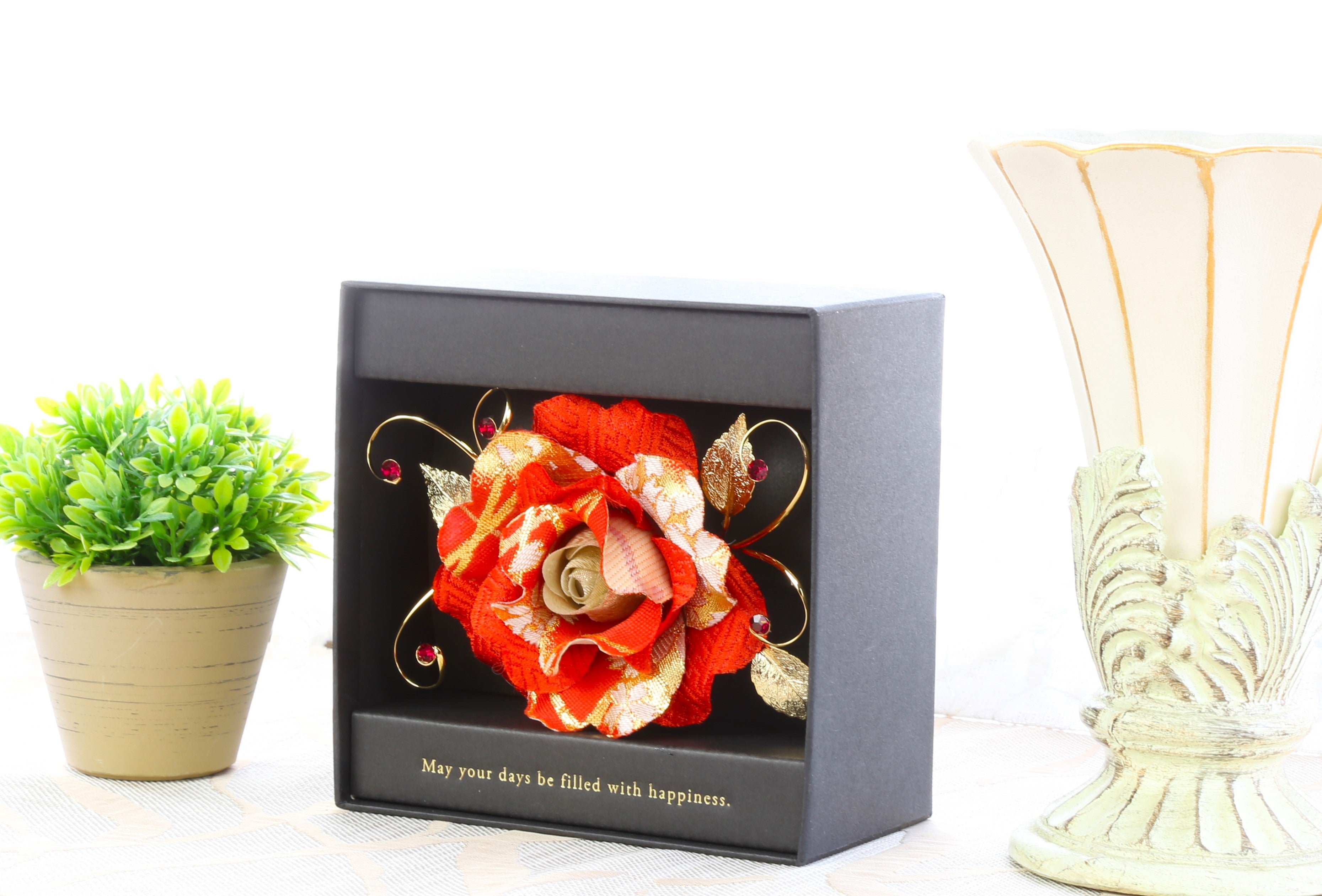 日本の造花職人が作る 母の日の薔薇withスワロフスキークリスタル