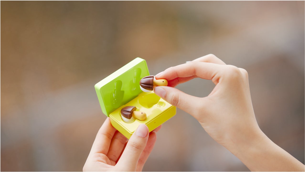 遂に！本物の「きのこの山ワイヤレスイヤホン」が3,500台限定で