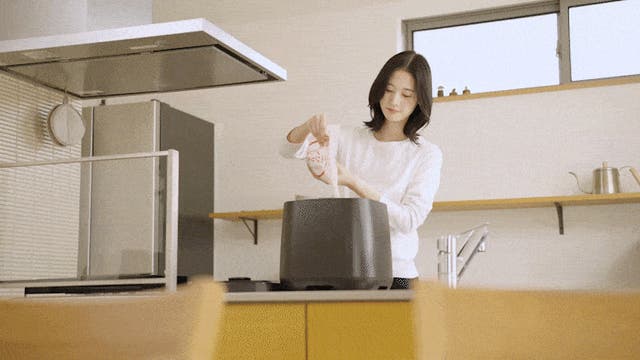 美味しさと鮮度が続く！大容量でお米やペットフードの保存にも！魔法の真空保存容器｜マクアケ - アタラシイものや体験の応援購入サービス