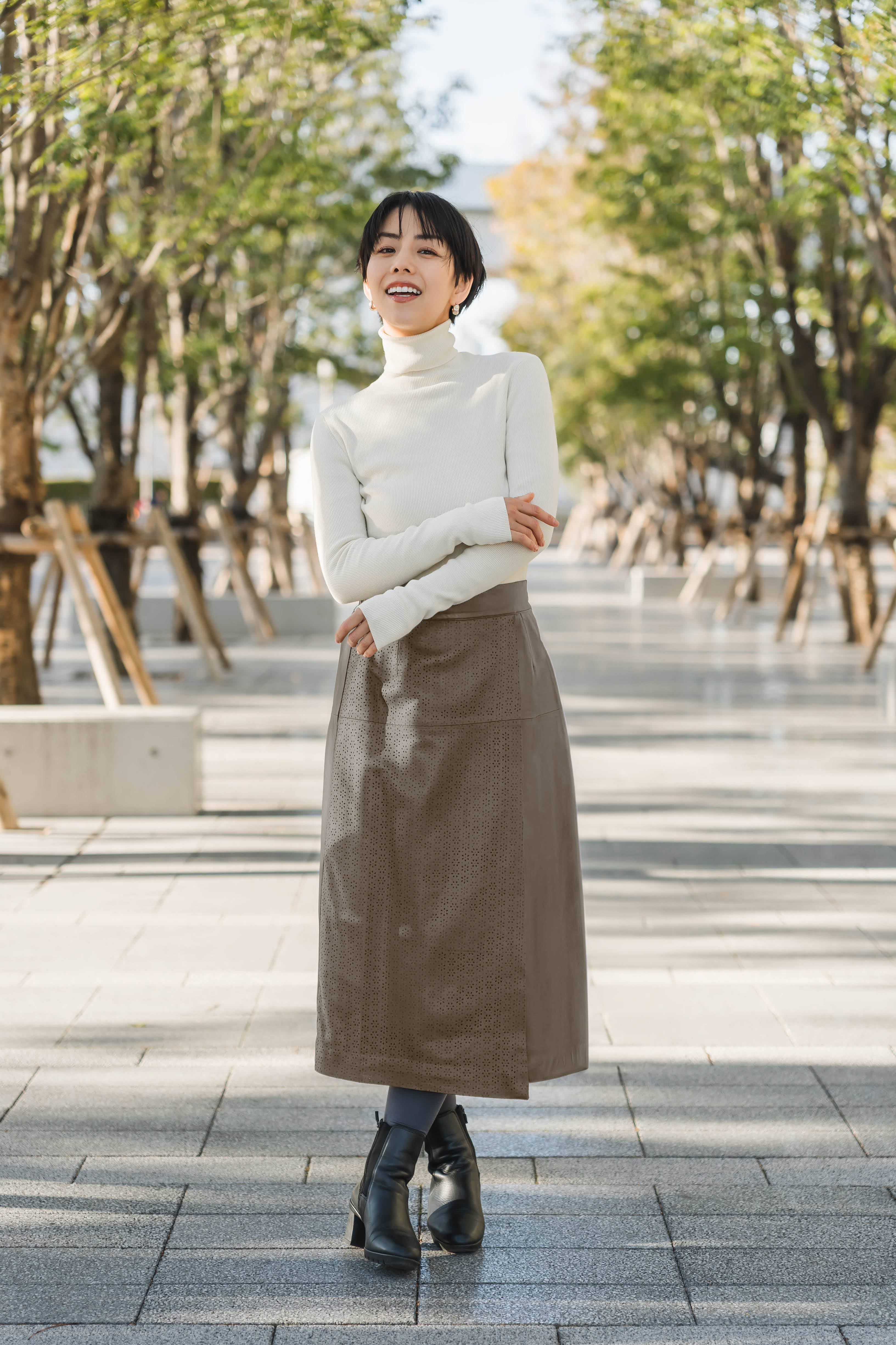 一着で決まる】フルシーズン使える！美シルエット巻きスカート風