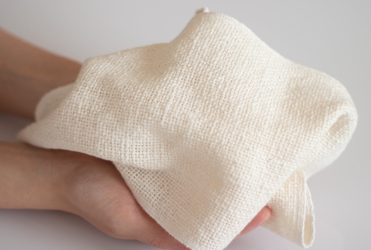 角質/体臭も根本ケア。綿花、感じる。水だけでしっとり洗う極柔タオル