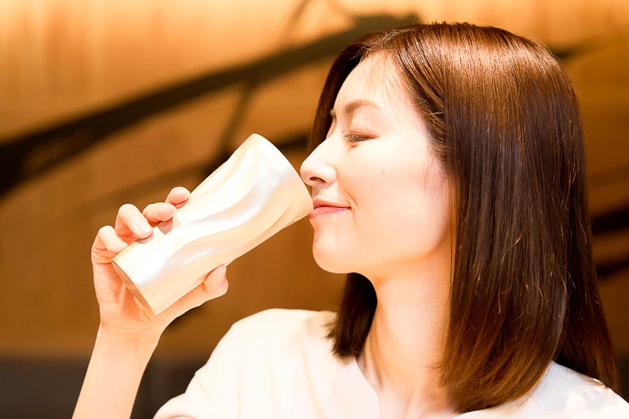 Makuake｜お酒のプロ監修！ハイボールを極限に美味しくする超極薄0.7mm