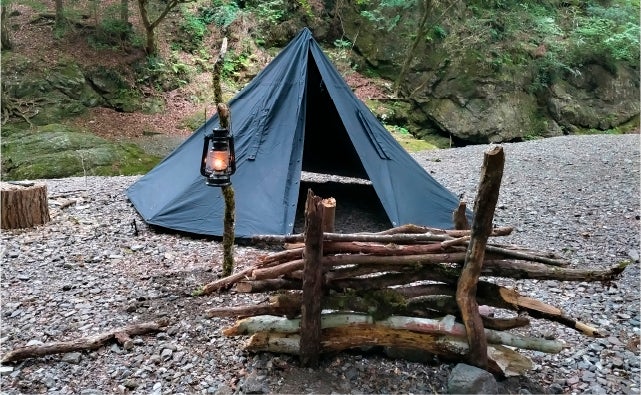 ナタ×ナイフ】ブッシュクラフトから調理までをカバーしたアウトドア