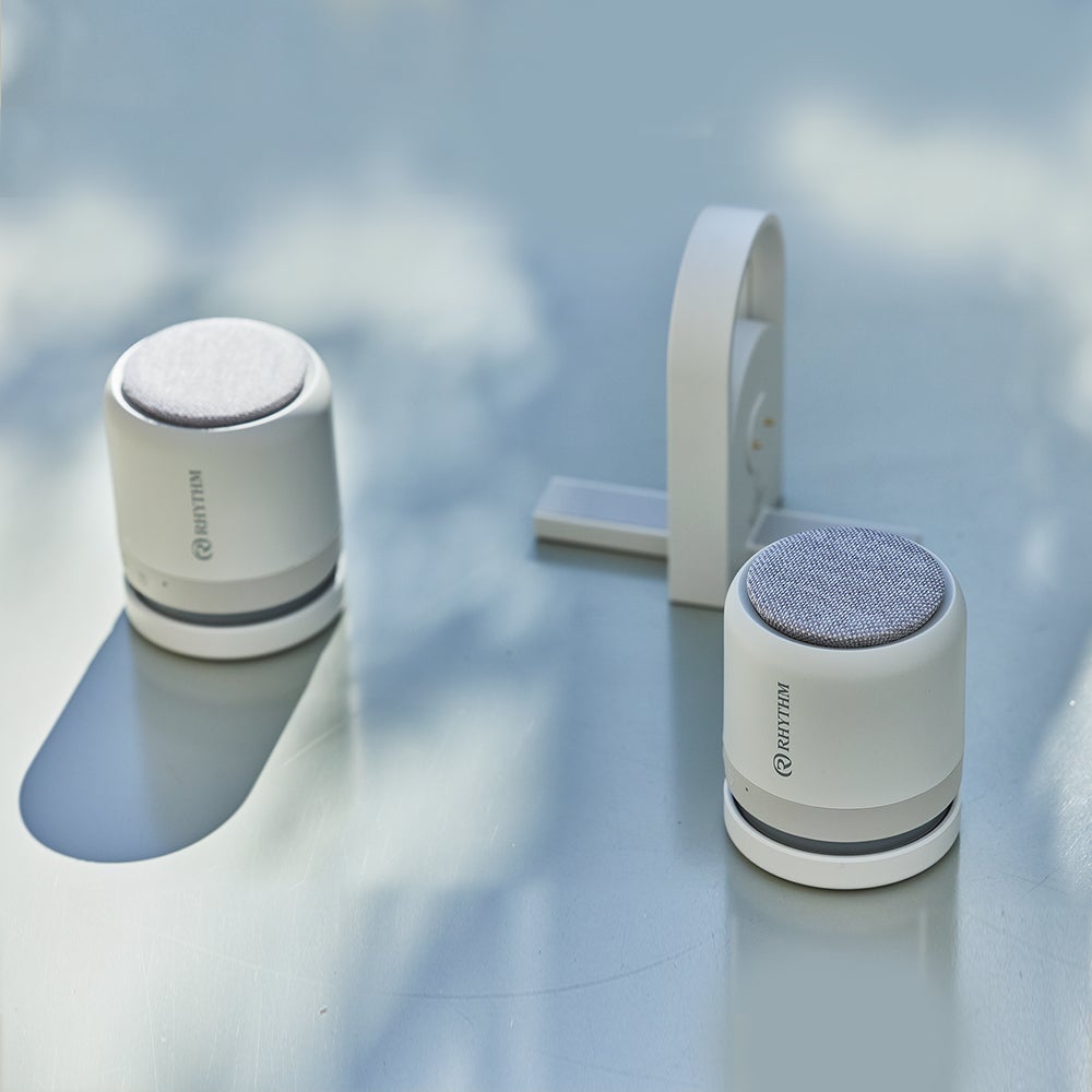 RHYTHM ポータブルスピーカー　MAGSPEAKER DUO 使用2ヶ月 どこでも最高の音体験、くつろぎの防水ポータブルシアター