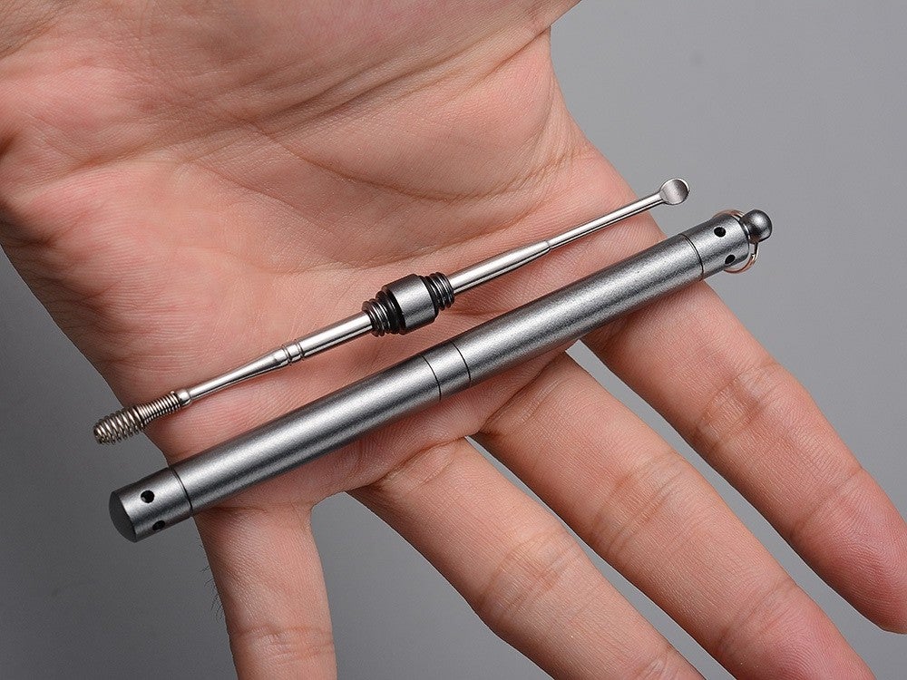 静電気の力で耳垢をごっそり！ステンレス製耳かき『Ear Pick