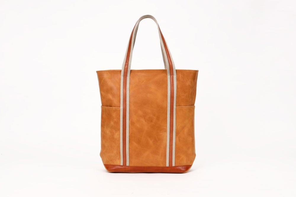 経年変化を味わえるエイジングレザー！カラーによって印象が違うレザー