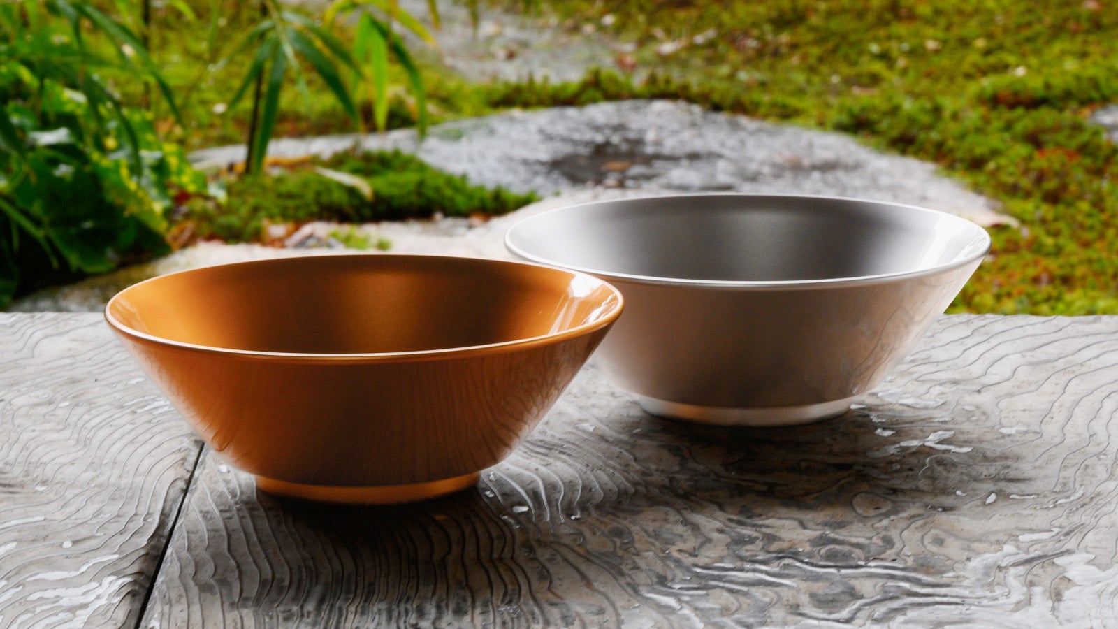 いつも頑張るあなたへ贈り物。あなたを輝かせる金と銀の樹脂製の