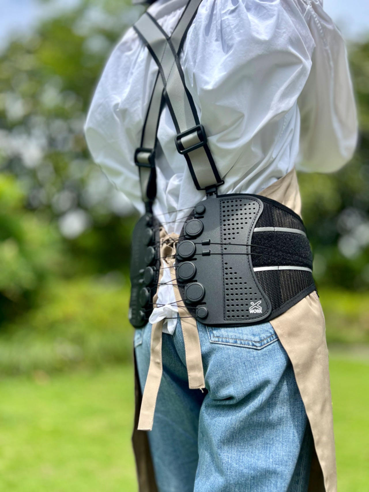 Makuake｜滑車式骨盤ベルト専門メーカーの新発想。洋服の上から着ける 