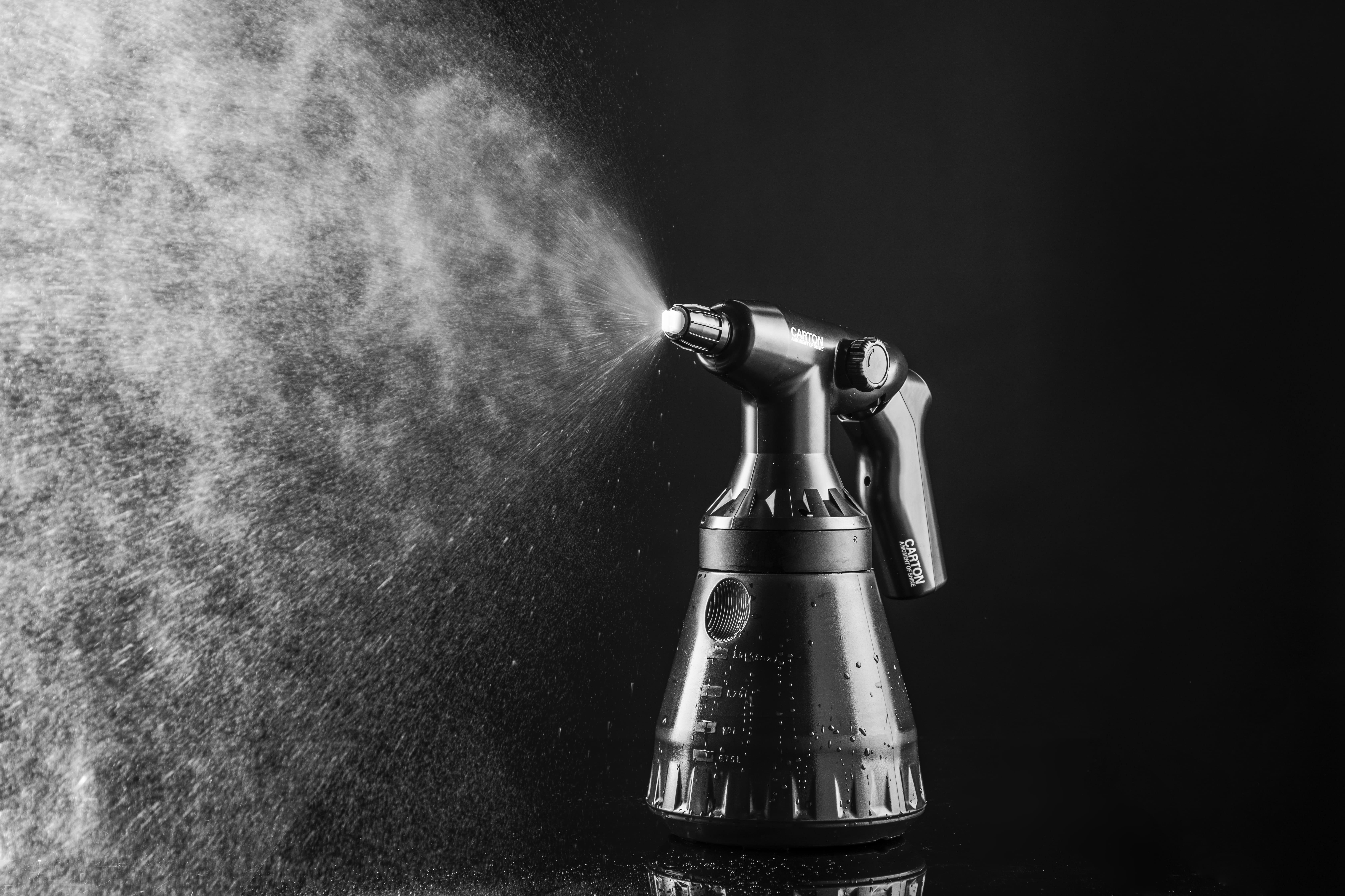 誰でもプロの泡洗車！洗車民の理想を叶える、究極の電動フォームガン