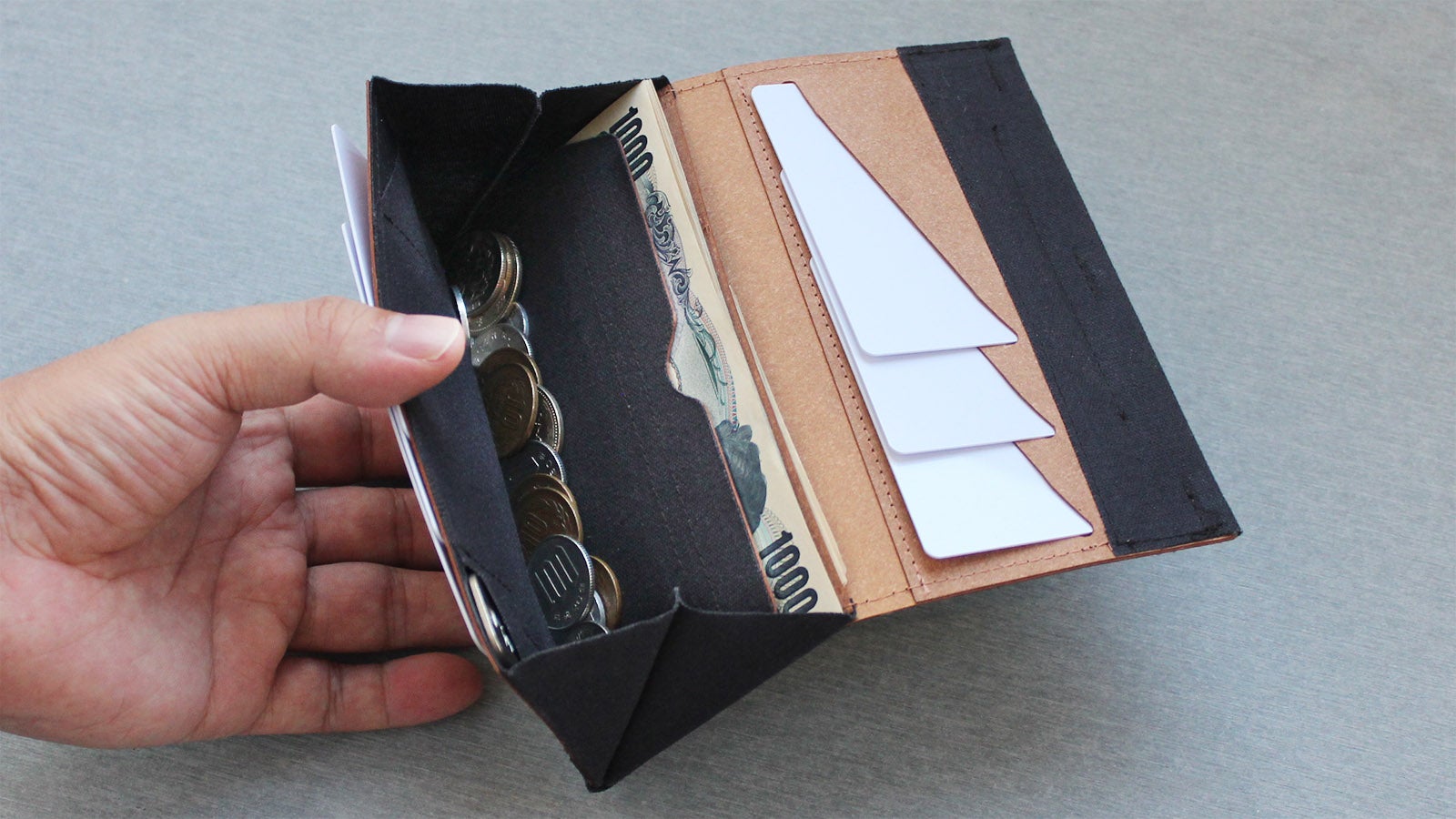 Makuake【1万円札より短い長財布】Tyla ミニ財布 Charcoal 黒 detail_42315_17235322779473.