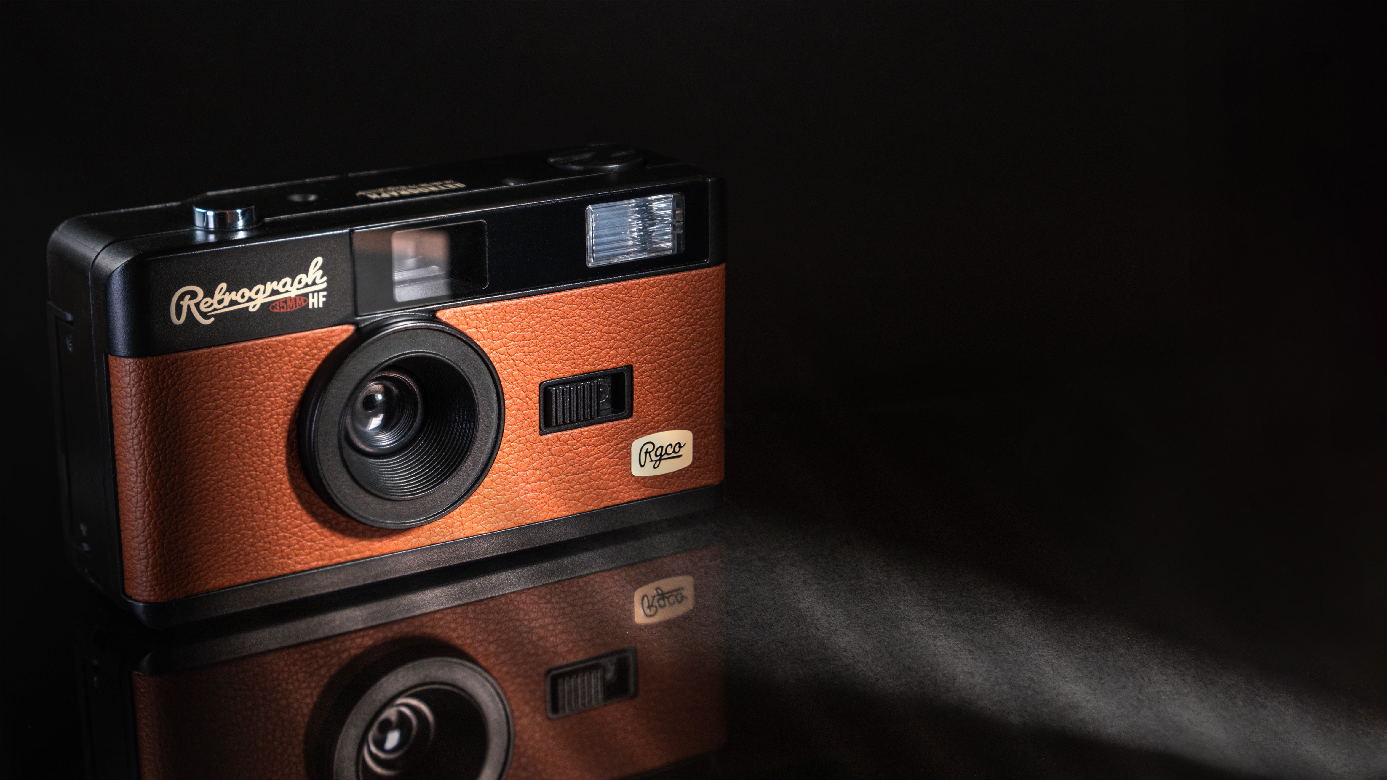 2つのシーンを1枚に】新ハーフフレームフィルムカメラ