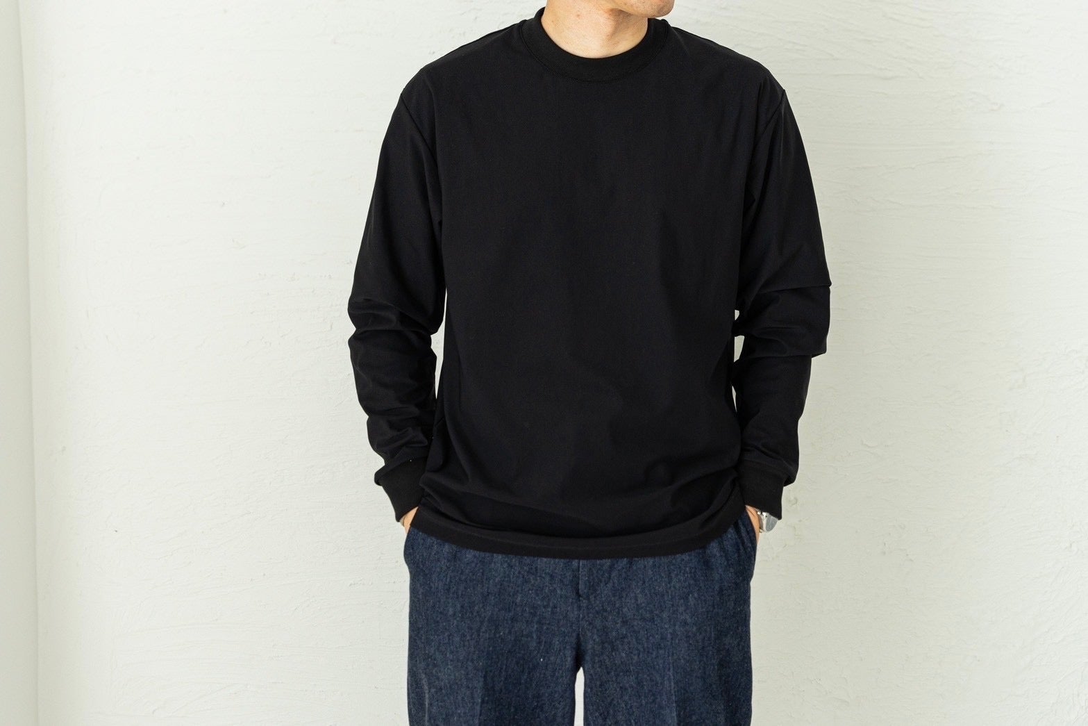 ロンT史上極上の高性能。汚れや液体を弾いてずっと綺麗な白T、色褪せ