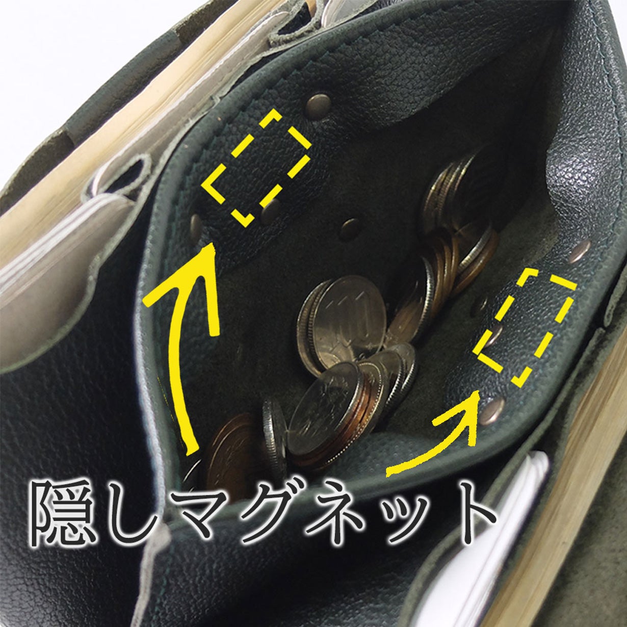 手のひらに紙幣60枚、カード33枚、小銭25枚を収納！日本製の小型長財布