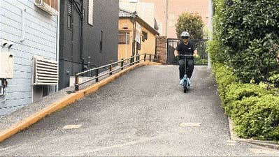 日本製EVスクーター サンドベージュ サドル付き 撮影車新品最大5 日本製EVスクーター サンドベージュ サドル付き 撮影車新品最大5