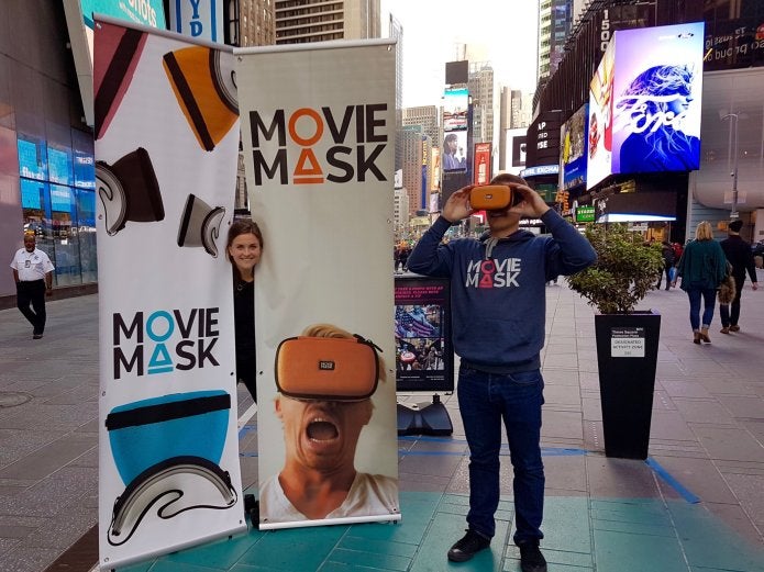 MovieMask ムービーマスク Moviemask Premium ブルー Amazon.co.jp: MovieMask Premium 新しくも懐かしい映画用スマホ