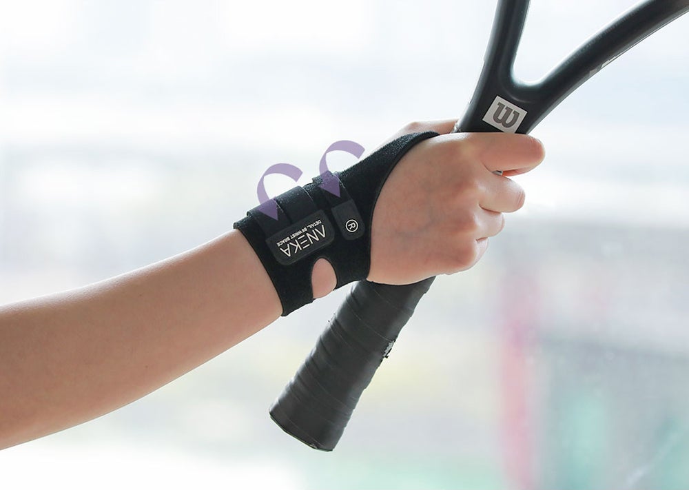 2重面ファスナで浮かばずに密着!手首と親指を楽にしっかり支える親指