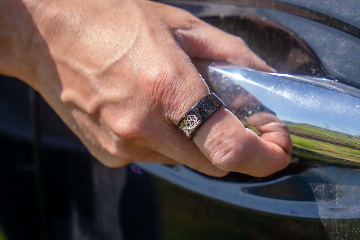 第2弾】経年変化で世界に一つだけの色合に育てる「銀線細工×漆リング