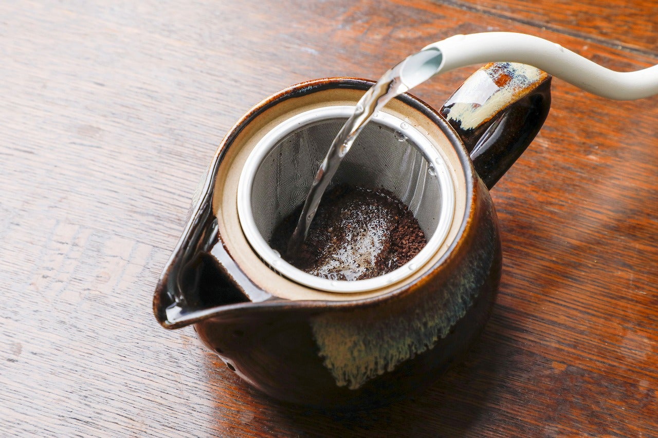 唐津粗土焼 珈琲急須ポット型 コーヒー、茶道具なら伝統色柄唐津がお