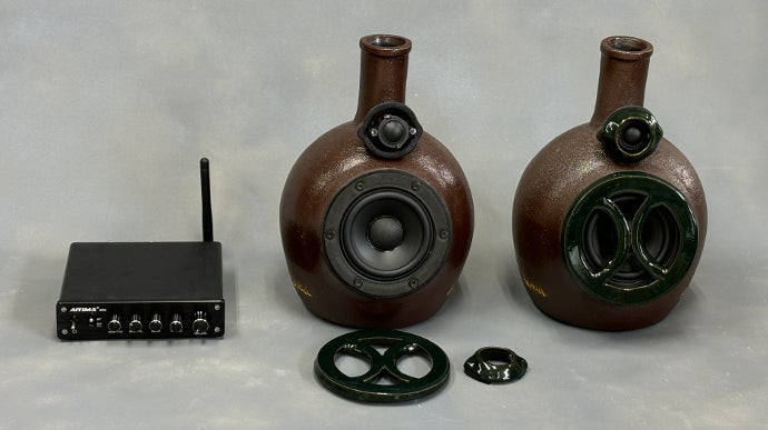 千葉県屏風ヶ浦 海の粘土で職人手作り！陶器スピーカー「Amano Iwabue