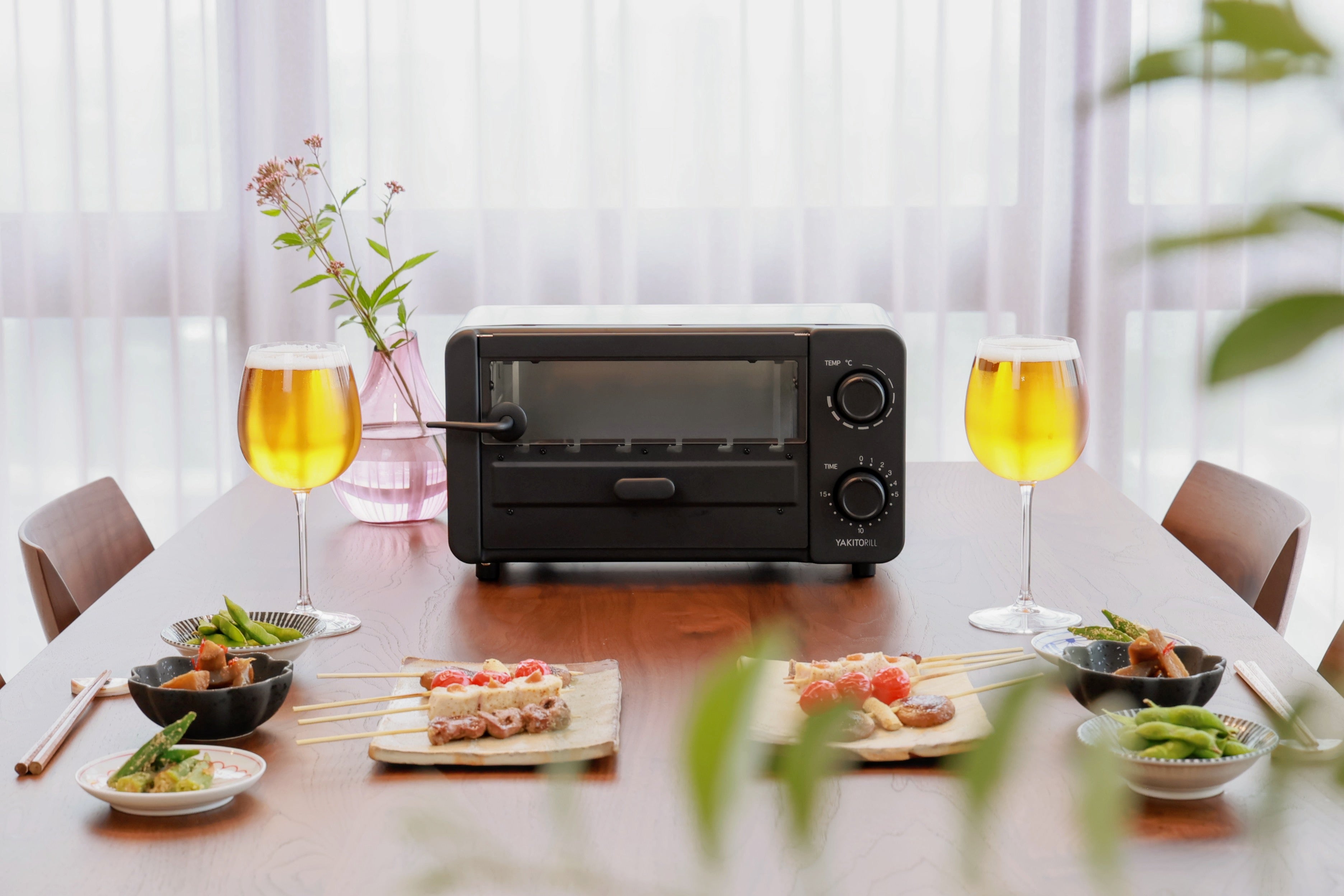 YAKITORILL ヤキトリル 超少煙 焼き鳥焼き器 マットブラック 家飲みに、煙が超少ない焼き鳥マシン - 家電 Watch
