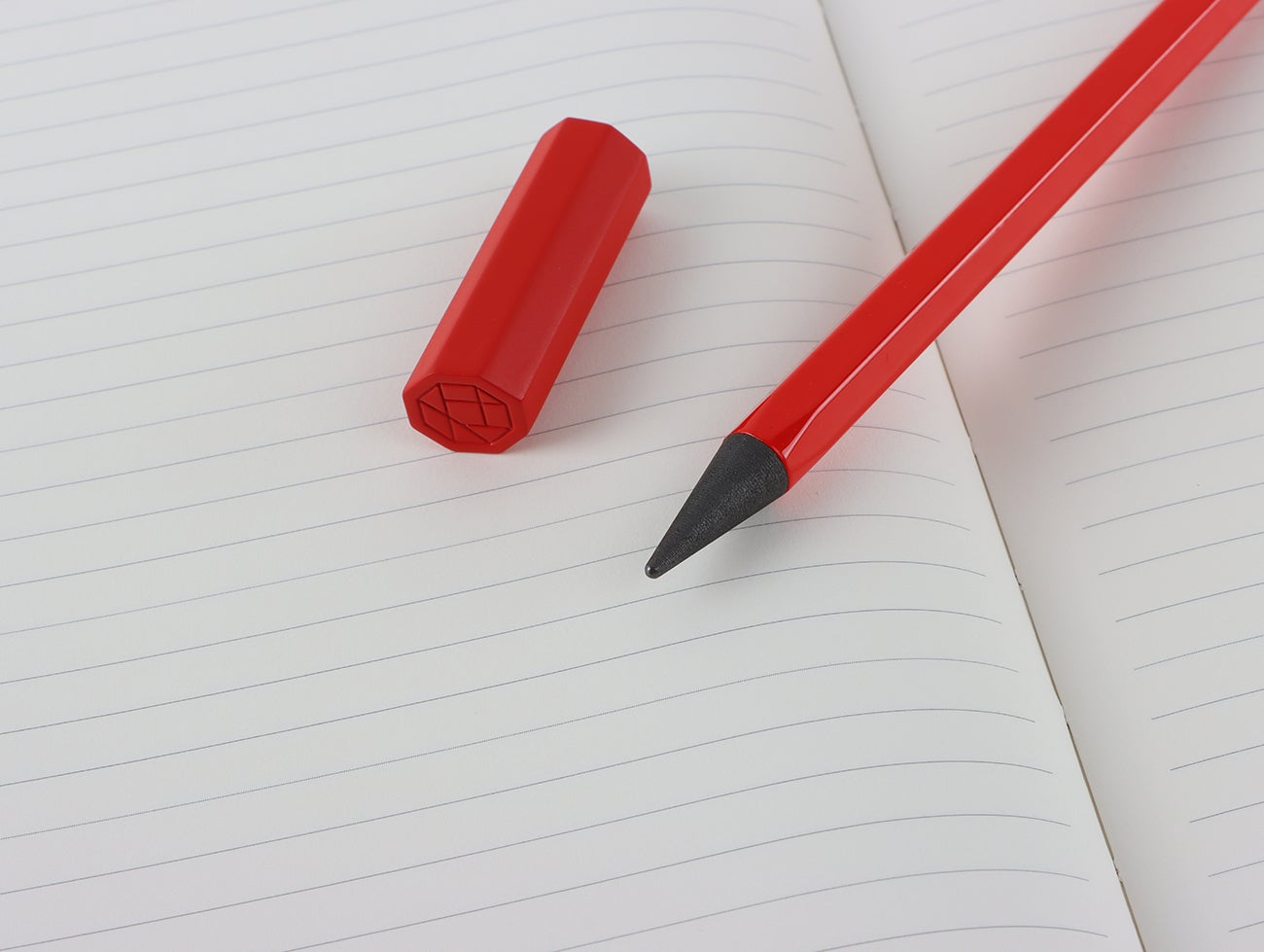 削らない鉛筆！ZAI炭素ペン！ 鉛筆の芯200本圧縮加工した削らない鉛筆