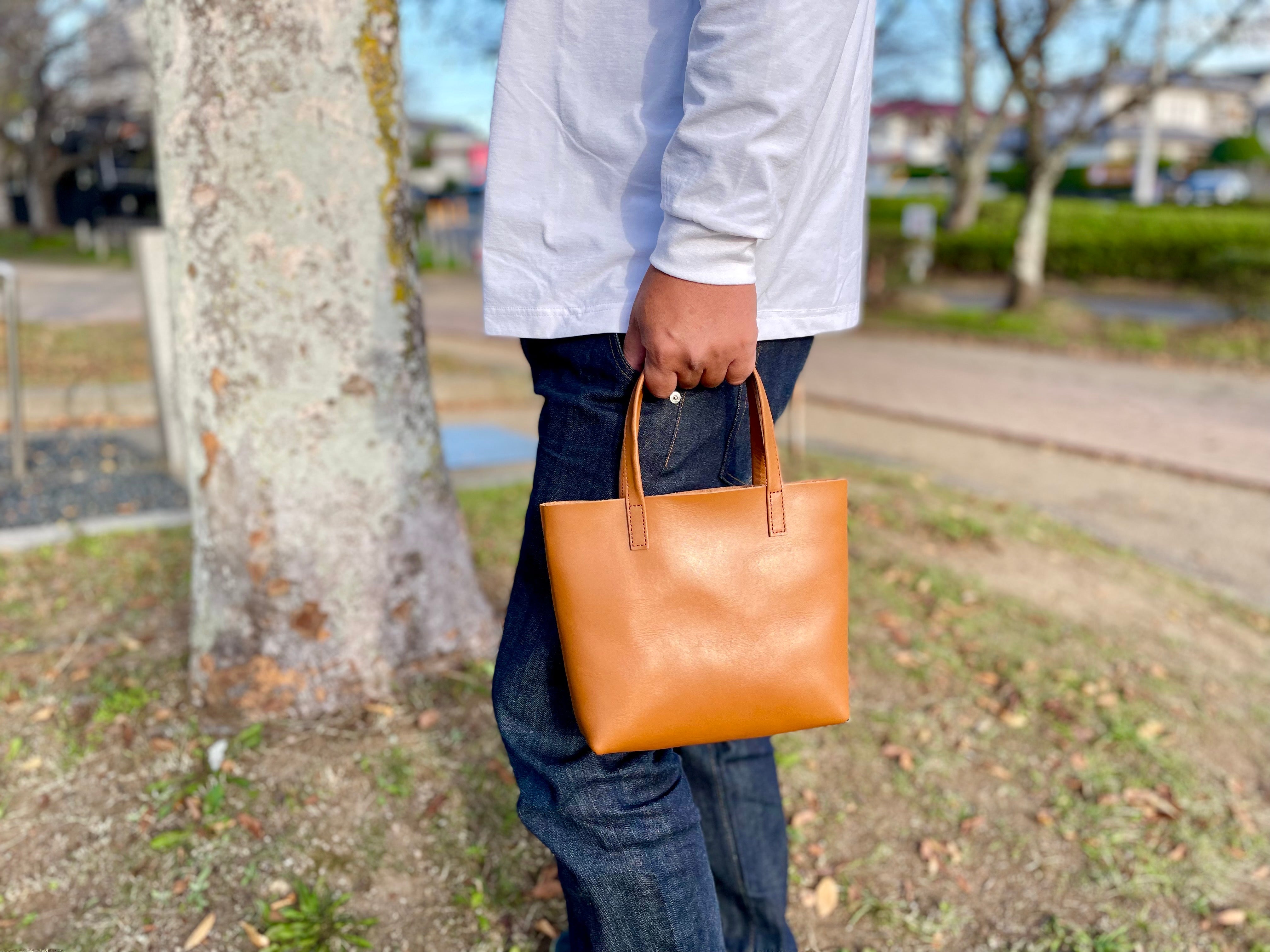 Three Hundred Thirty Days リアルレザー 本革 希少レア Three Hundred Thirty Days リアルレザー 本革 希少レア Three Hundred