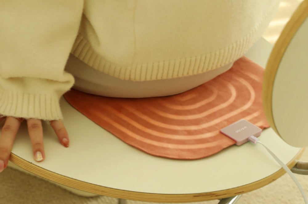 1.2mmの極薄！4段階温度調節＆タイマー付き！どこでもポカポカUSB