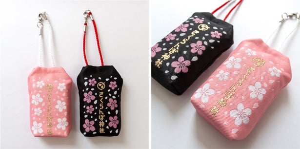 裏面には神社名の刺繍を入れました。