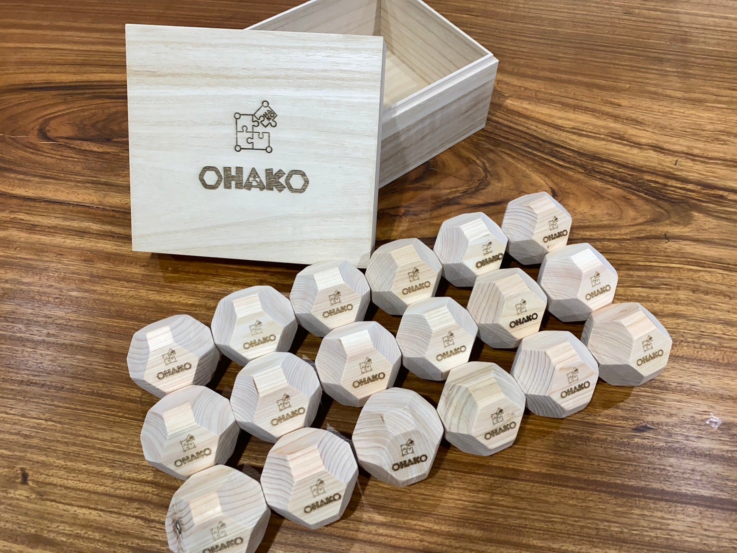 名入れ刻印】子どもも大人も楽しく頭の回転トレーニング！日本製脳トレ