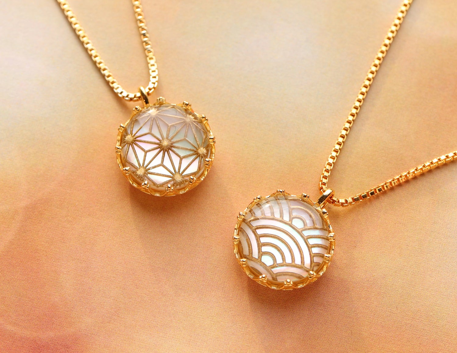 日本の伝統を美しく身にまとう 水晶×白蝶 つやめく幸せの吉祥文様の