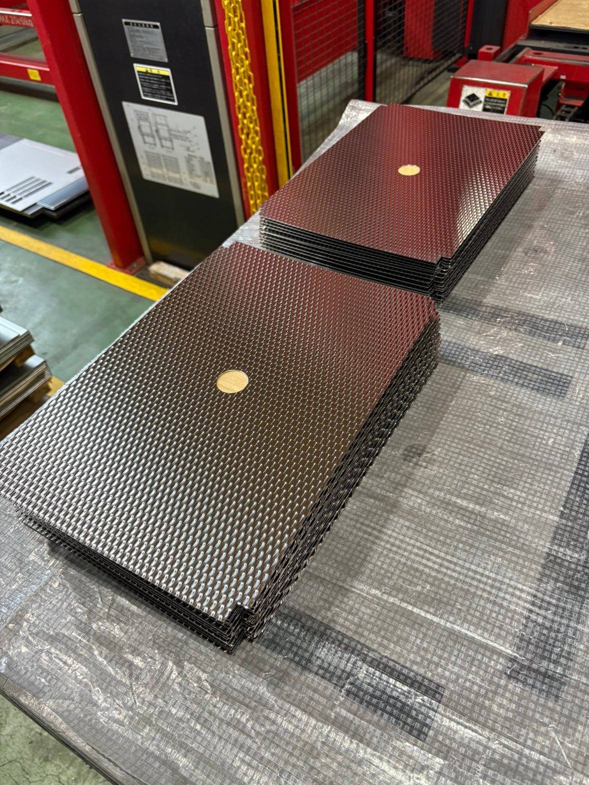 Makuake｜JB64/74ジムニー専用。バックドアに遊びの空間を作り出す