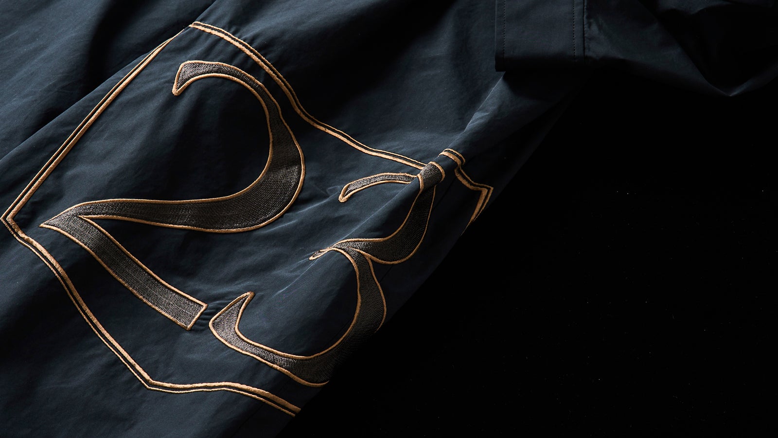 日産デザインチームの新たな挑戦】スカイラインGT-Rを纏うウェア