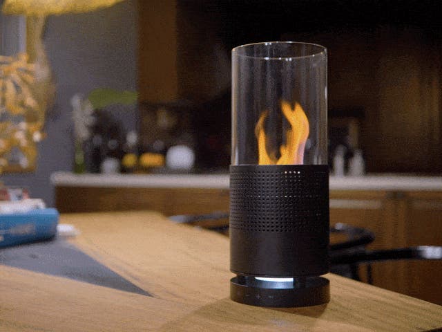EMBU Flame speaker ポータブルストーブ&スピーカー アウトドア 炎と音楽が融合!癒しの空間を彩る新体験。バイオエタノール暖炉