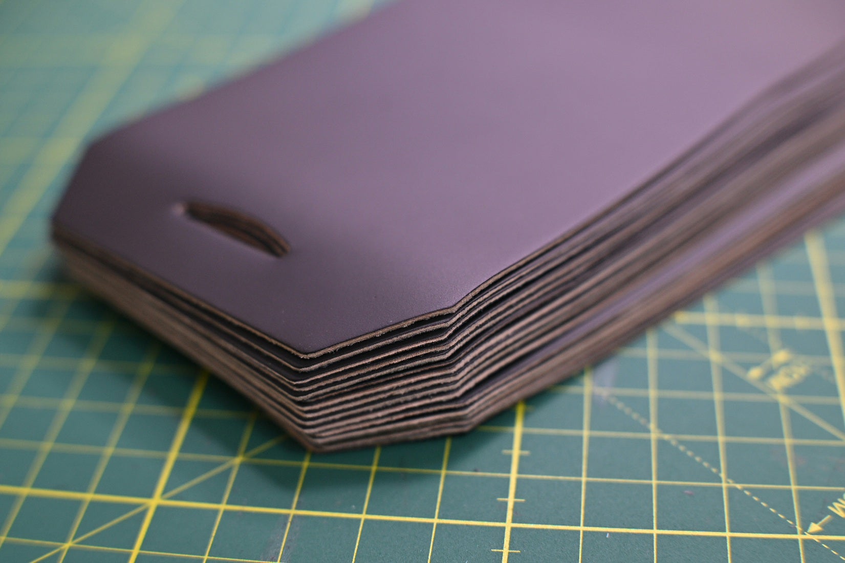 【新品】usuha-tavlle マットコードバンver. ダークバーガンディ 新品】usuha-tavlle マットコードバンver. ダークバーガンディ 驚異的