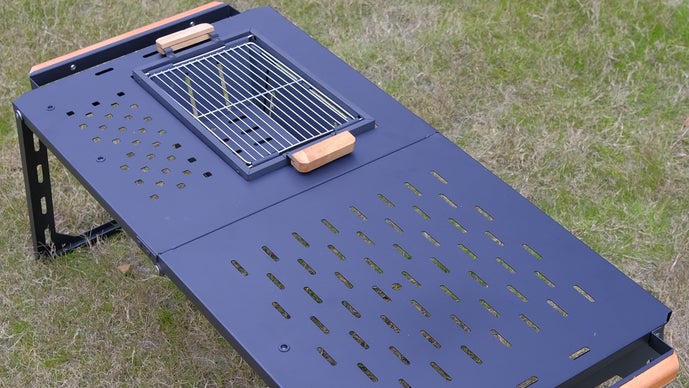 収納式折り畳みテーブル付きワンタッチBBQグリル｜マクアケ