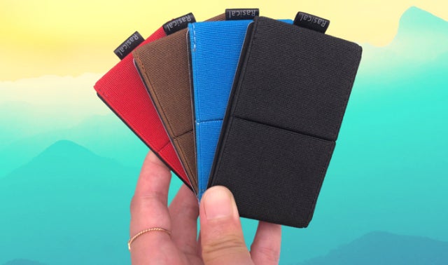 ミニマリストのために作った最も軽量で小さい究極の減らす財布「ニル