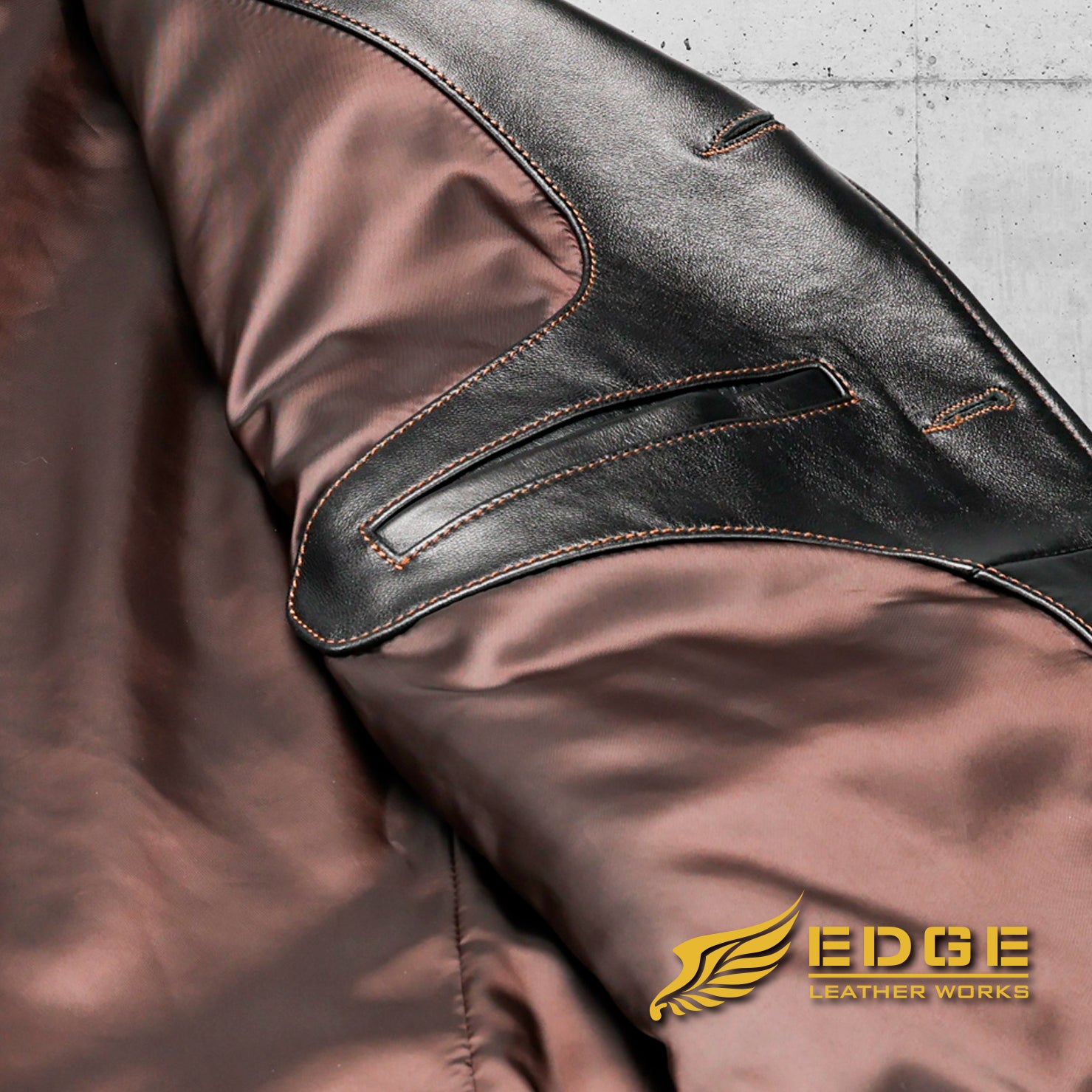 ショールカラーが洗練された大人の風格漂うディティール「コサック