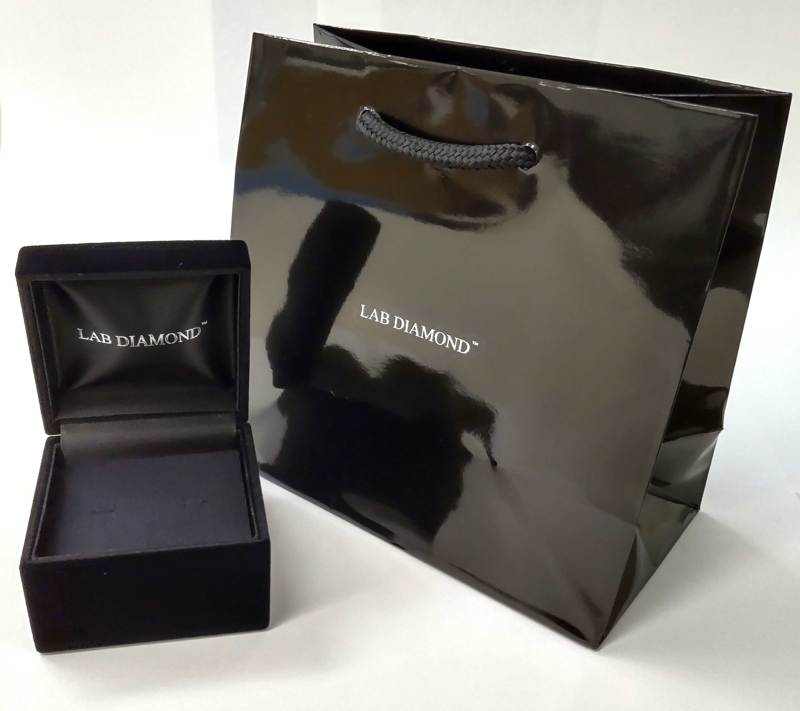 n*G様 ダイヤモンドのアミュレット fab 全部ダイヤモンドなんです！カラフルなダイヤモンドが彩る