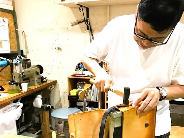 レザーで魅せる、大人の遊び心。個性を語る、洗練レザーの