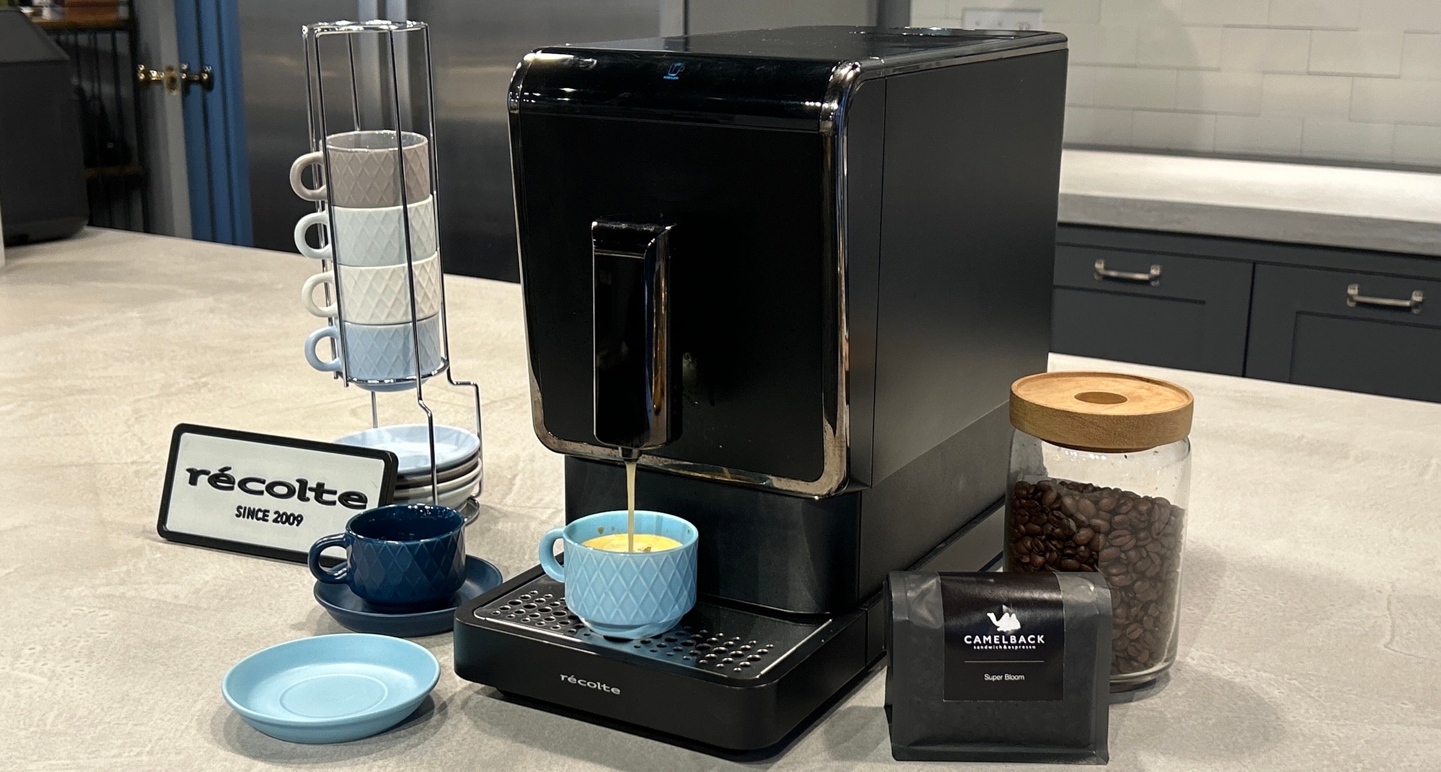 Makuake｜バリスタが認める一杯を、ワンタッチで。全自動
