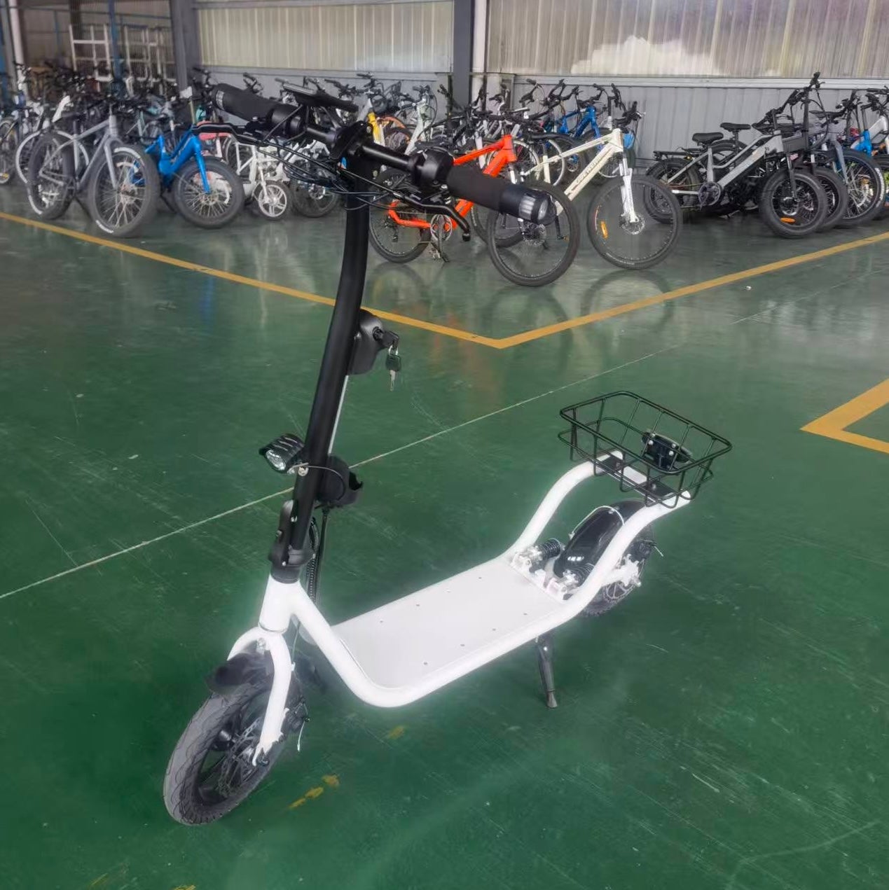 値下げ不可！【ジャンク】EASTGO イーストゴー電動スクーター 楽天市場】＼大特価セール／ 【特定小型原動機付自転車】 電動キック