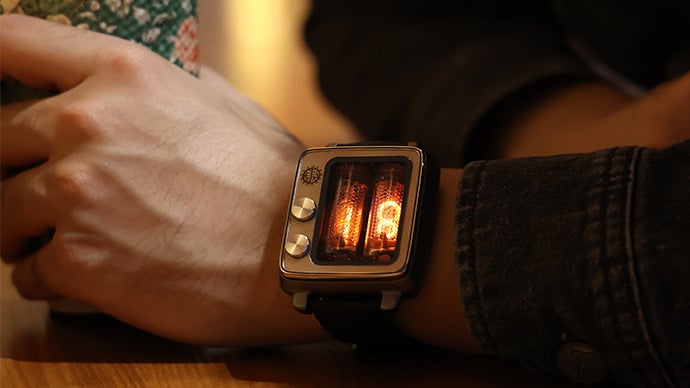 ジャンク ニキシー管時計 日本製Z573M 本体のみ ジャンク ニキシー管時計 日本製Z573M 本体のみ