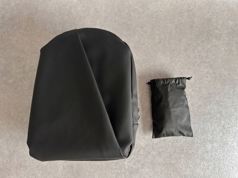 探さない。降ろさない。背負ったまま“3秒で取り出せる”快適通勤