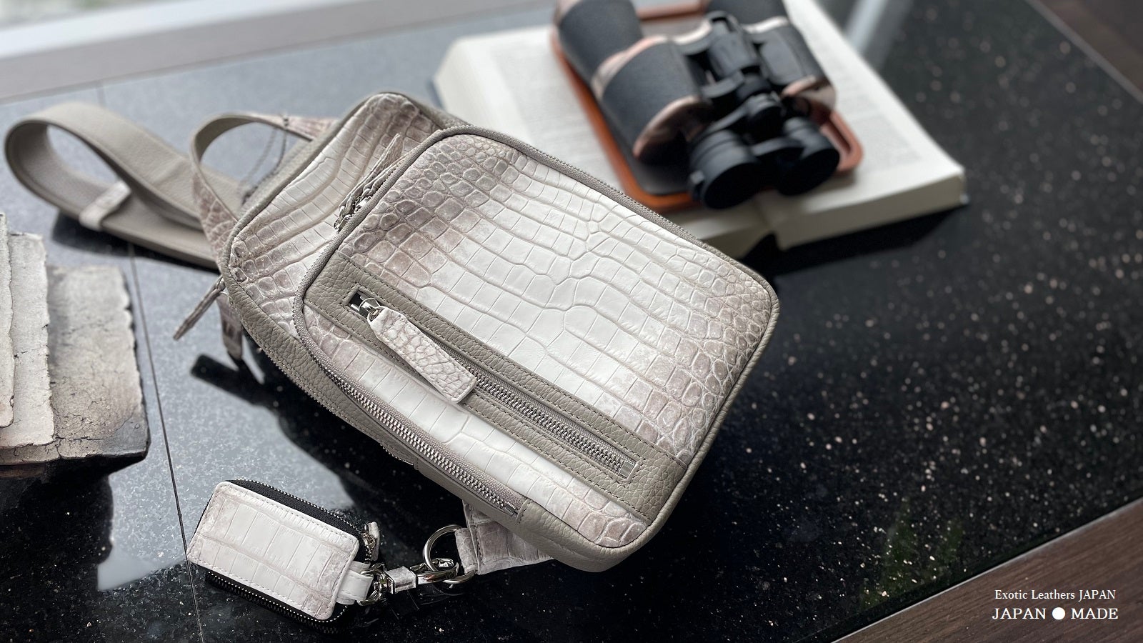 クロコダイル　ワンショルダーバッグ 一流は、背中で語る。ヒマラヤクロコダイル ワンショルダー