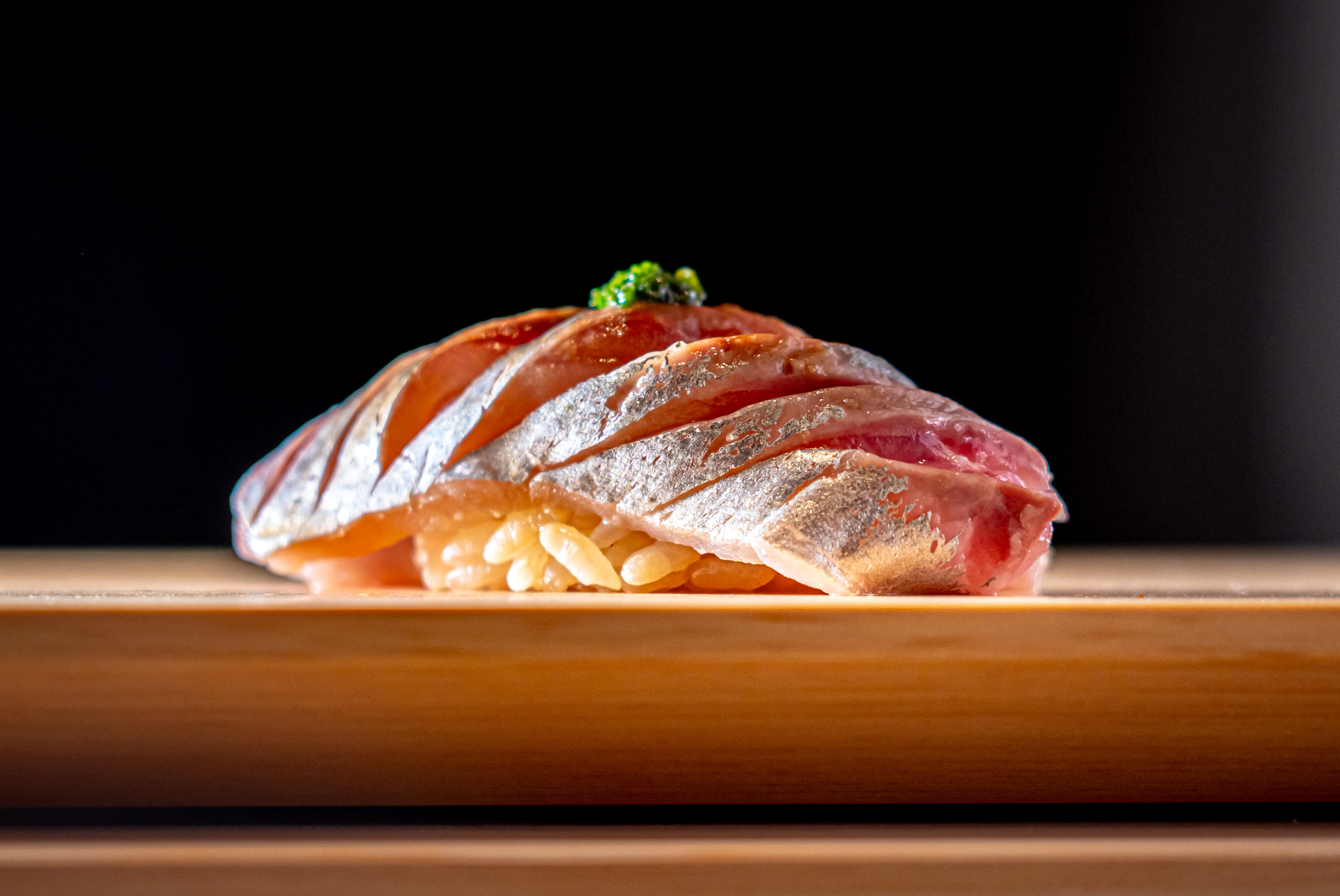 池袋に一石を投じる】ミシュラン獲得「鮨 銀座おのでら」出身職人が