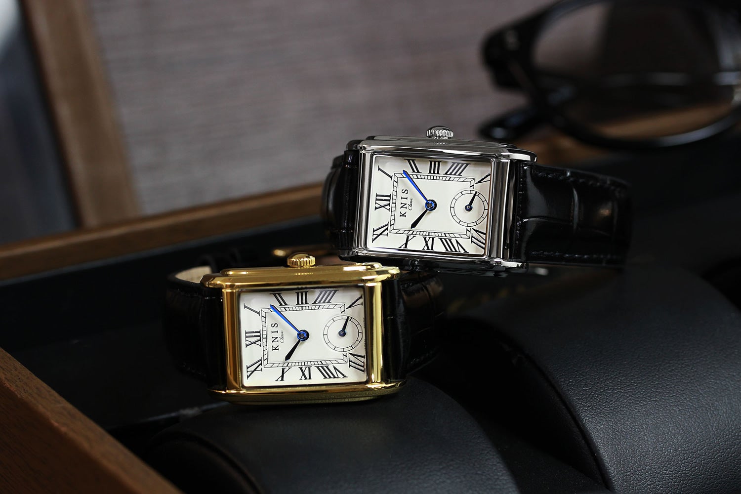 クラシック×京都の美意識】腕元に知性を宿す、日本製レクタンギュラー